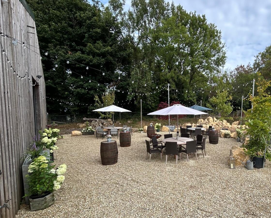 Outdoor seating area at Hewletts Farm